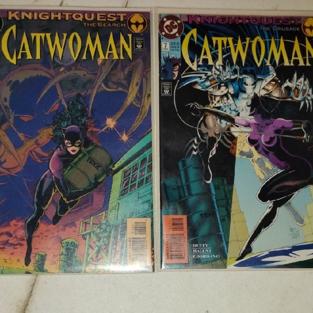 Catwoman Comic Book Set Of 2